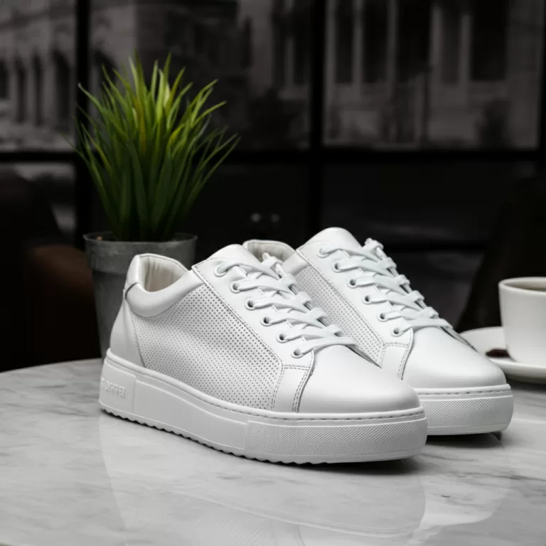 white leather tennis shoes for women